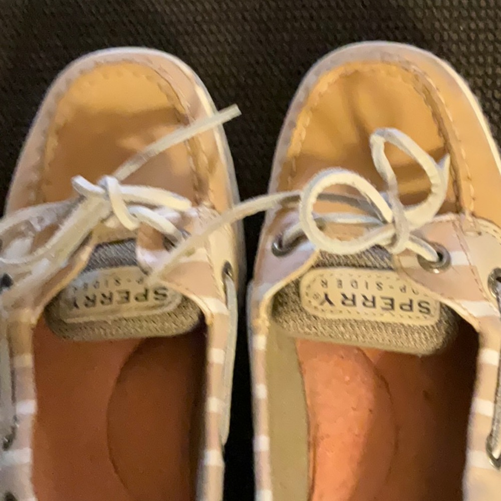 Sperry Woman’s flat’s one of the most comfortable shoes.